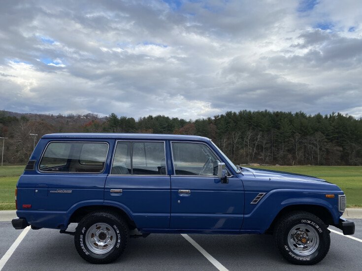 Photo for 1988 Toyota Land Cruiser